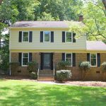 724 Falls Church